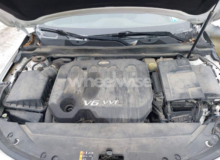 Photo 10 of 2015 Chevrolet Impala 2LT (VIN 1G1125S37FU146313)