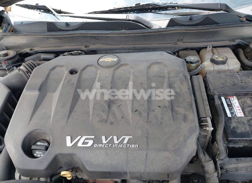 Photo 10 of 2015 Chevrolet Impala 2LT (VIN 1G1125S39FU124166)
