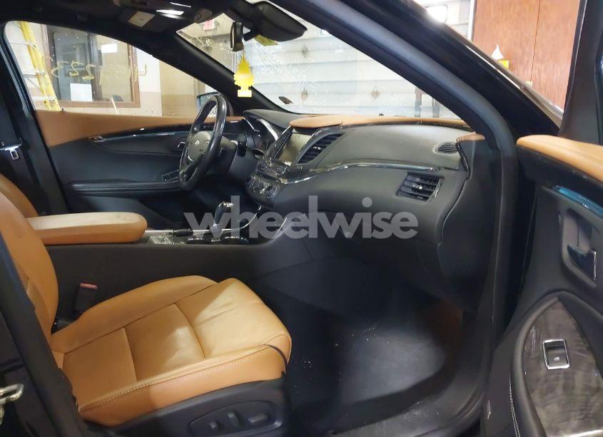 Photo 5 of 2016 Chevrolet Impala 2LZ (VIN 1G1145S31GU161398)