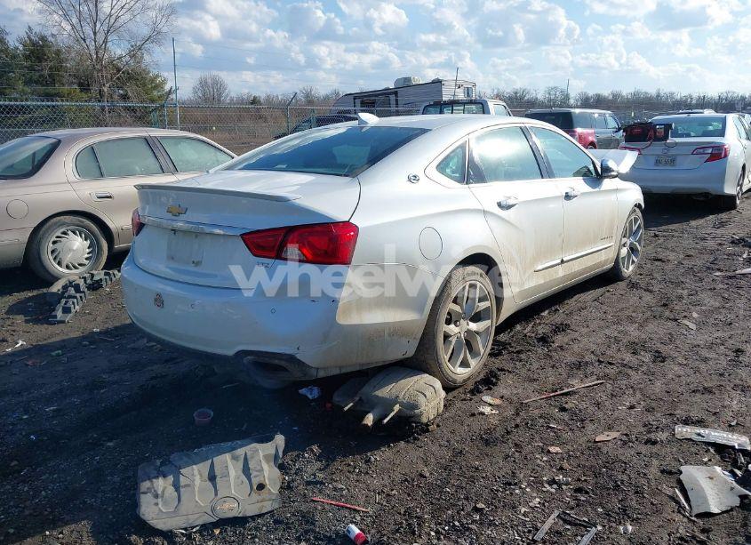 Photo 4 of 2015 Chevrolet Impala 2LZ (VIN 1G1165S3XFU126285)