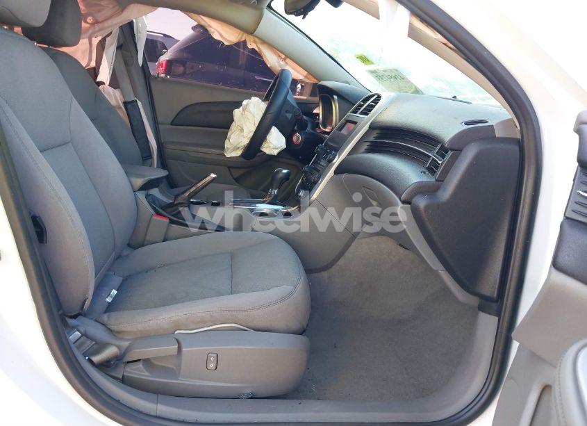 Photo 5 of 2016 Chevrolet Malibu LIMITED 1FL (VIN 1G11A5SA3GU159384)