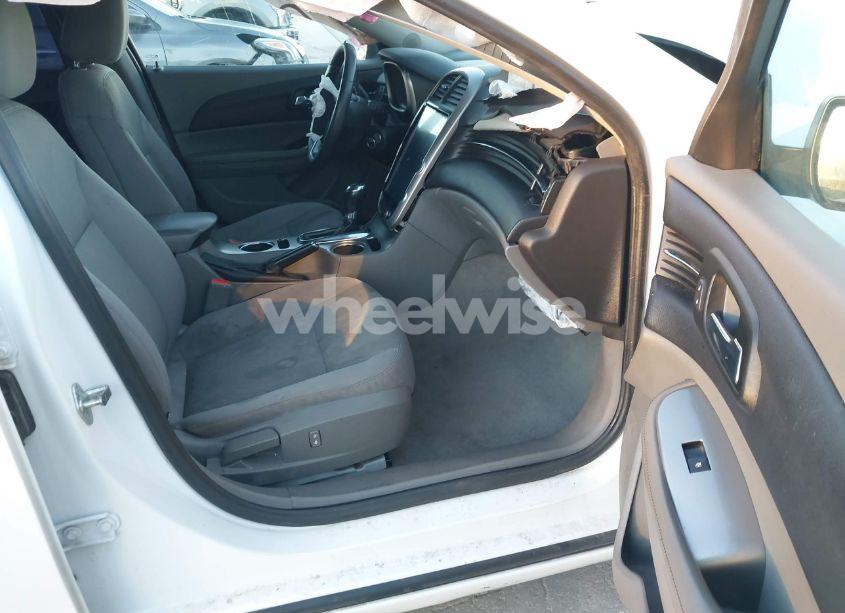 Photo 5 of 2016 Chevrolet Malibu LIMITED 1FL (VIN 1G11A5SA3GU161474)