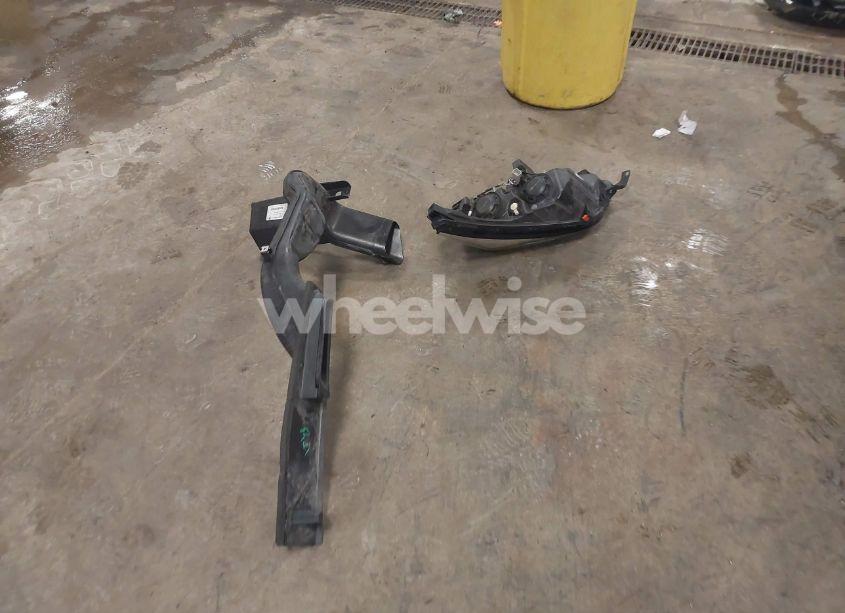 Photo 12 of 2016 Chevrolet Malibu LIMITED 1FL (VIN 1G11A5SA4GU156350)