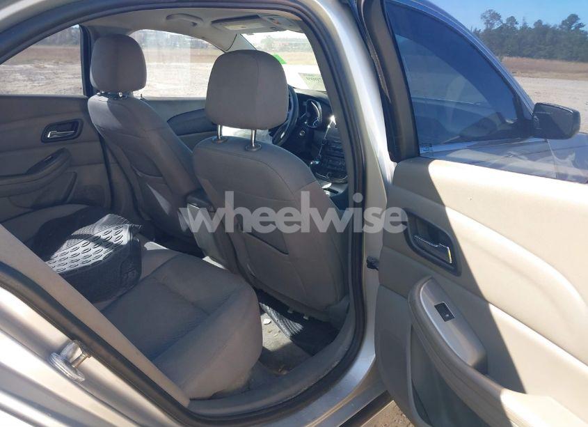 Photo 8 of 2016 Chevrolet Malibu LIMITED 1FL (VIN 1G11A5SA5GU137144)