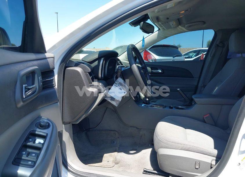 Photo 5 of 2015 Chevrolet Malibu 1FL (VIN 1G11A5SL0FF122278)