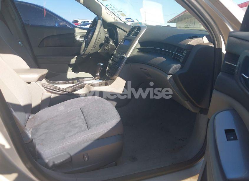 Photo 5 of 2015 Chevrolet Malibu 1FL (VIN 1G11A5SL2FF120273)