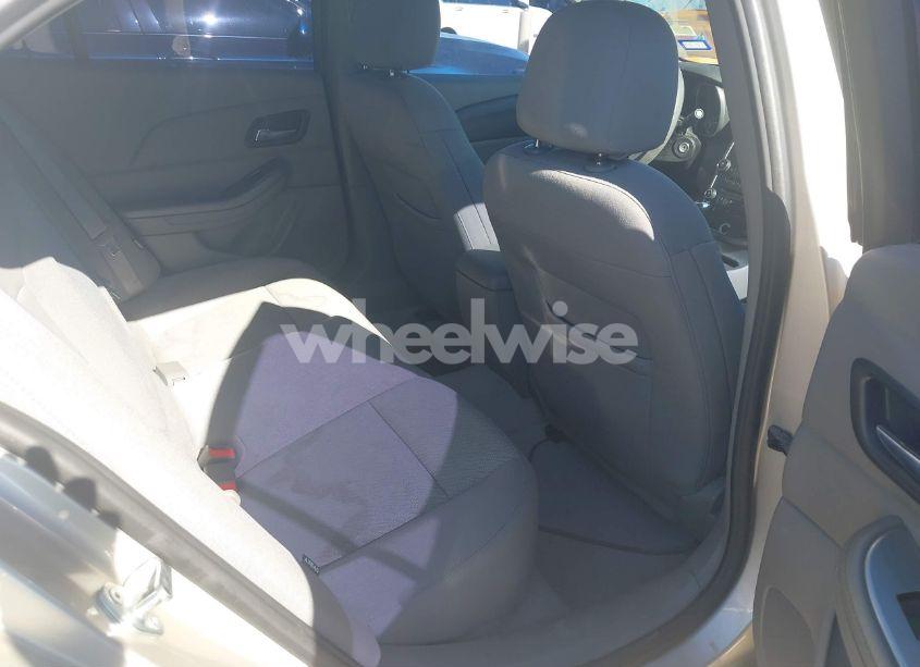 Photo 8 of 2015 Chevrolet Malibu 1FL (VIN 1G11A5SL2FF120273)