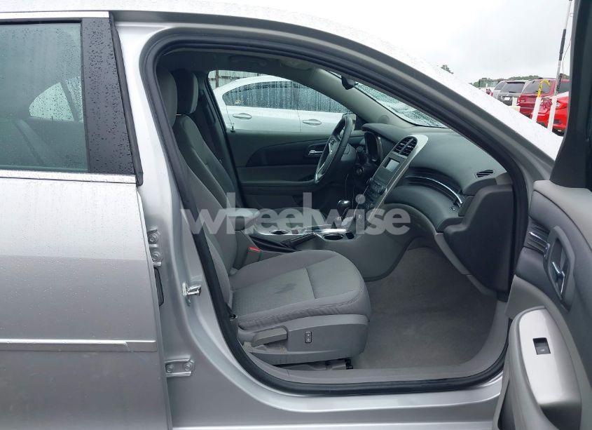 Photo 5 of 2015 Chevrolet Malibu 1FL (VIN 1G11A5SL3FF261286)