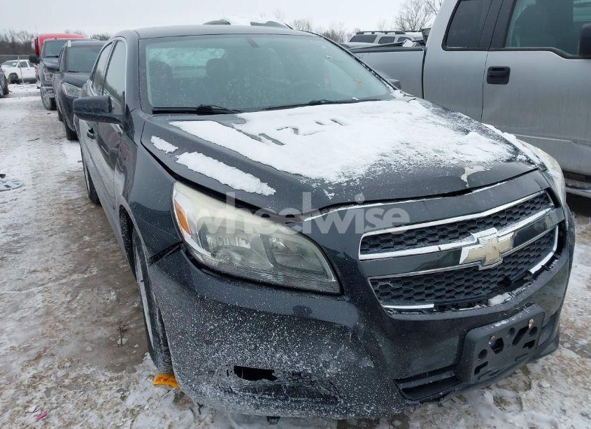 2013 Chevrolet Malibu 1LS (VIN 1G11B5SA0DF124380) main photo
