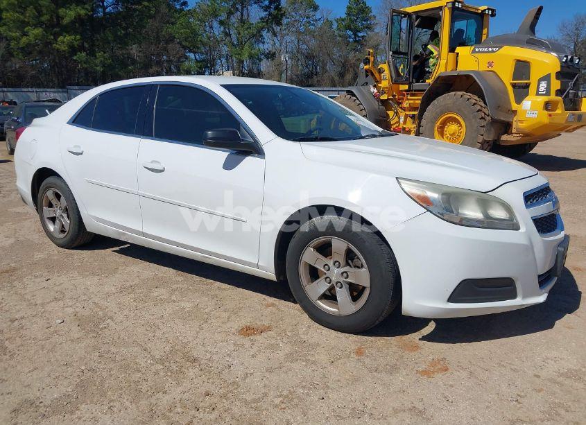 2013 Chevrolet Malibu 1LS (VIN 1G11B5SA0DF131992) main photo