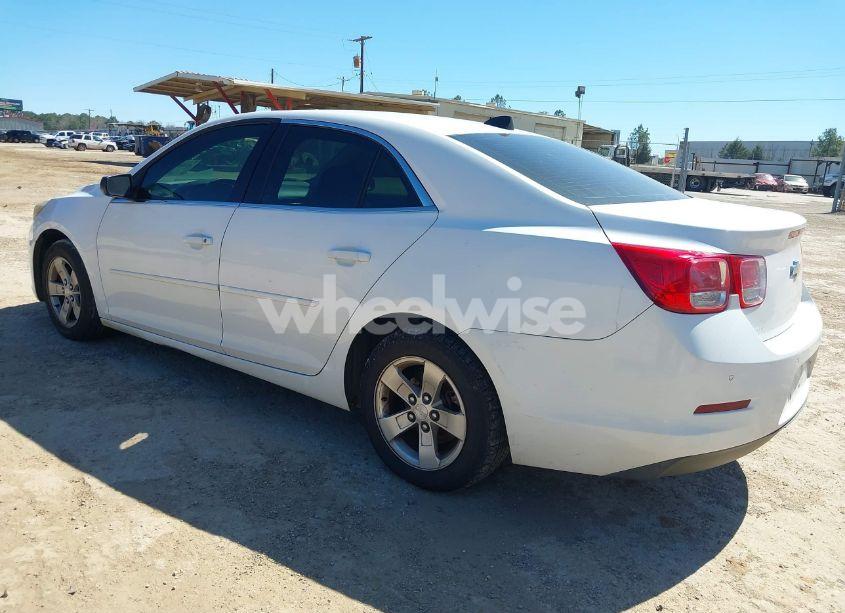 Photo 3 of 2013 Chevrolet Malibu 1LS (VIN 1G11B5SA0DF131992)