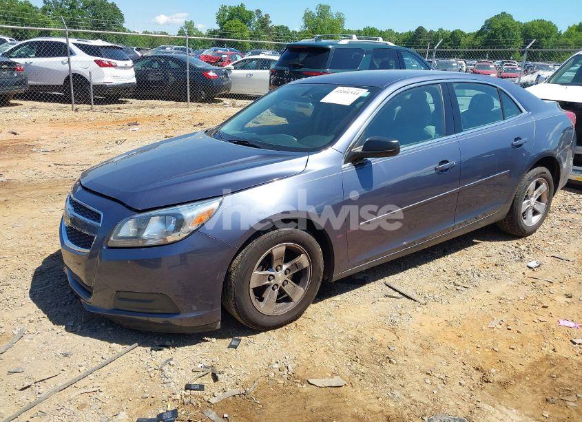 Photo 2 of 2013 Chevrolet Malibu 1LS (VIN 1G11B5SA0DF182408)