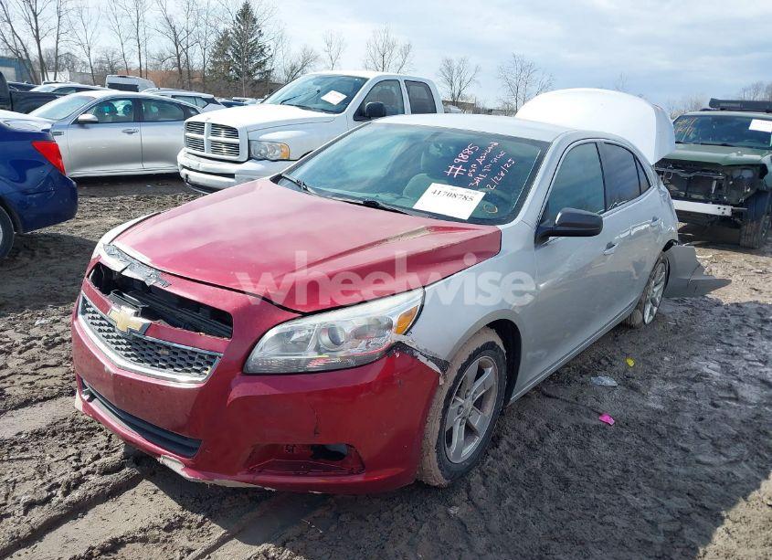 Photo 2 of 2013 Chevrolet Malibu 1LS (VIN 1G11B5SA0DF201491)