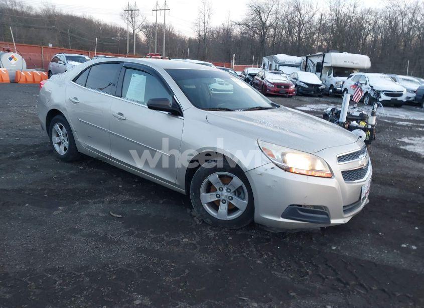 2013 Chevrolet Malibu 1LS (VIN 1G11B5SA0DF351357) main photo