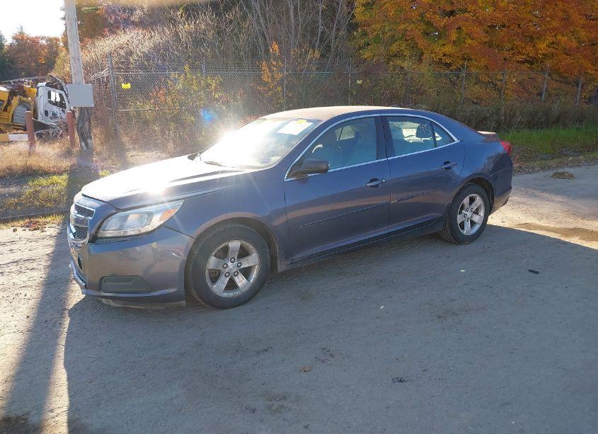 Photo 2 of 2013 Chevrolet Malibu 1LS (VIN 1G11B5SA1DF190548)