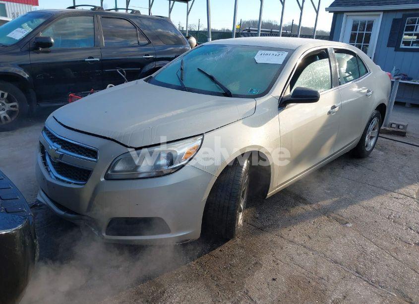 Photo 2 of 2013 Chevrolet Malibu 1LS (VIN 1G11B5SA1DF191229)