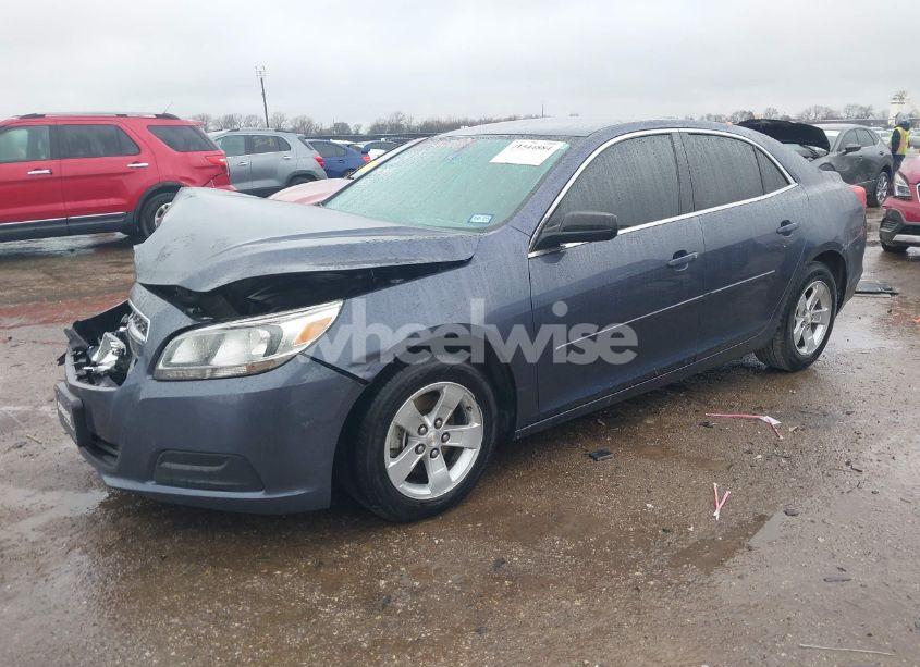 Photo 2 of 2013 Chevrolet Malibu 1LS (VIN 1G11B5SA1DF273977)