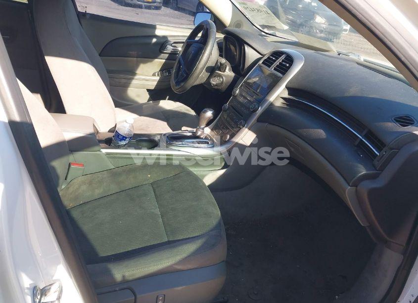 Photo 5 of 2013 Chevrolet Malibu 1LS (VIN 1G11B5SA1DF301048)