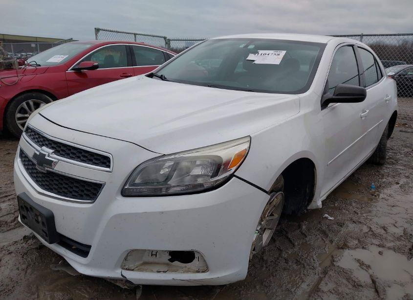 Photo 2 of 2013 Chevrolet Malibu 1LS (VIN 1G11B5SA2DF148633)