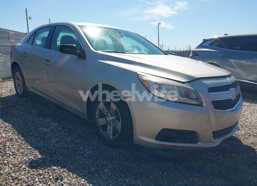 2013 Chevrolet Malibu 1LS (VIN 1G11B5SA2DF206319) main photo