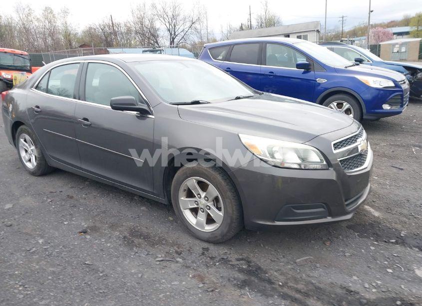 2013 Chevrolet Malibu 1LS (VIN 1G11B5SA2DF218180) main photo