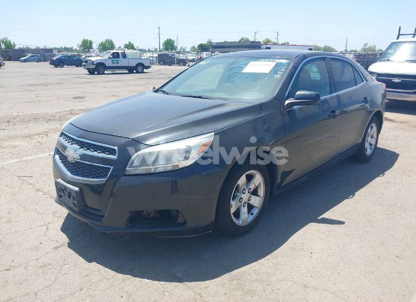 Photo 2 of 2013 Chevrolet Malibu 1LS (VIN 1G11B5SA2DF259621)