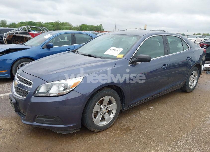 Photo 2 of 2013 Chevrolet Malibu 1LS (VIN 1G11B5SA2DF356270)