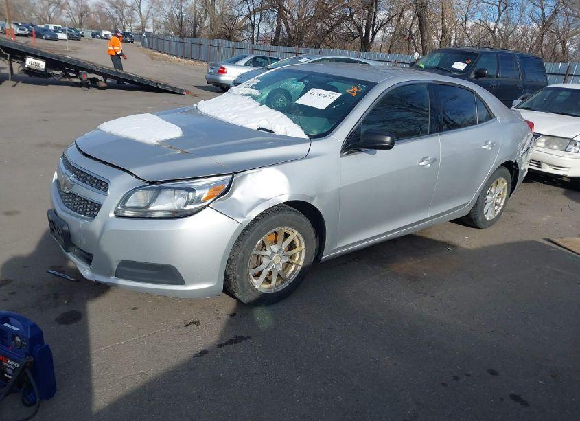 Photo 2 of 2013 Chevrolet Malibu 1LS (VIN 1G11B5SA3DF244559)