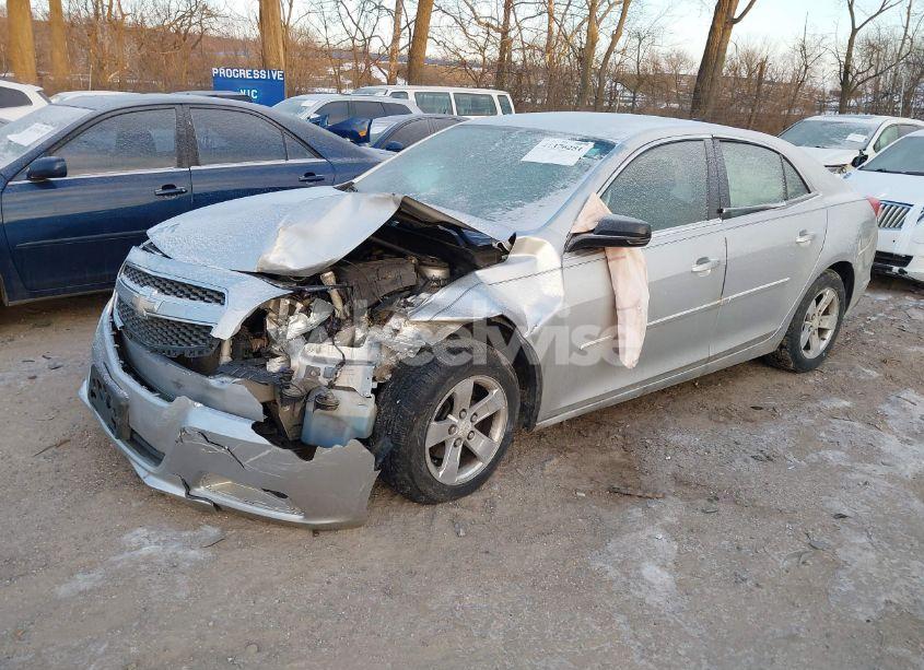 Photo 2 of 2013 Chevrolet Malibu 1LS (VIN 1G11B5SA3DF256419)