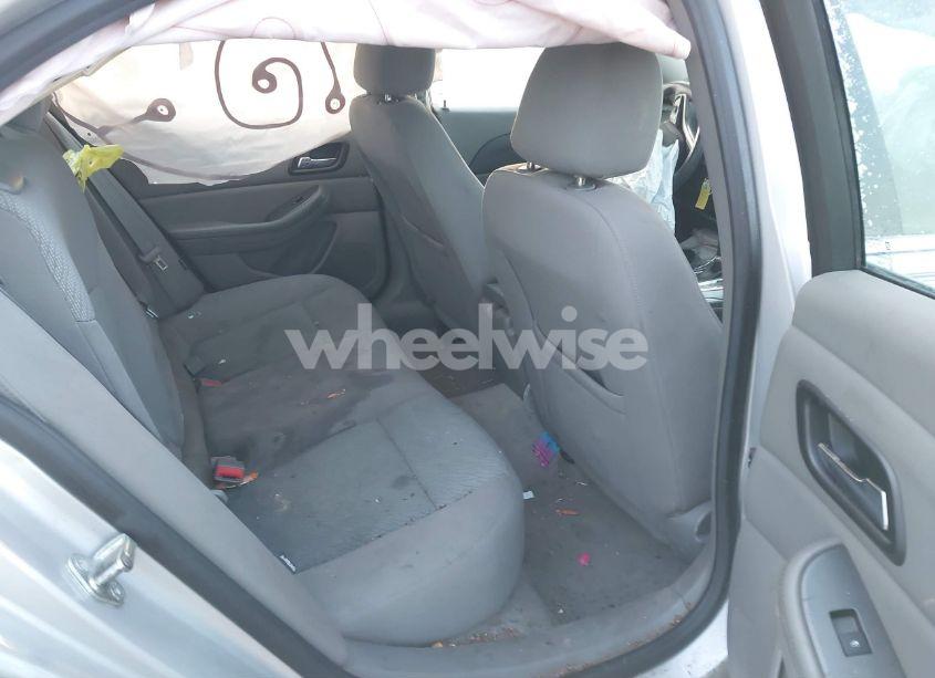 Photo 8 of 2013 Chevrolet Malibu 1LS (VIN 1G11B5SA3DF256419)