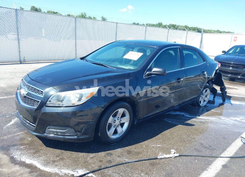 Photo 2 of 2013 Chevrolet Malibu 1LS (VIN 1G11B5SA3DF345312)