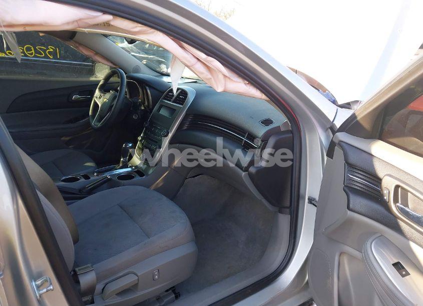 Photo 5 of 2016 Chevrolet Malibu LIMITED LS (VIN 1G11B5SA3GF107285)