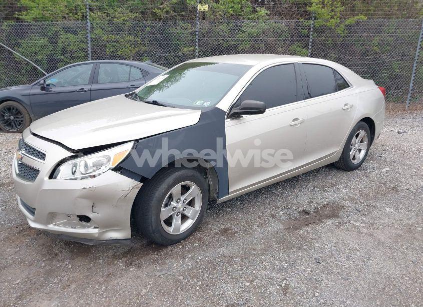 Photo 2 of 2013 Chevrolet Malibu 1LS (VIN 1G11B5SA4DF175137)