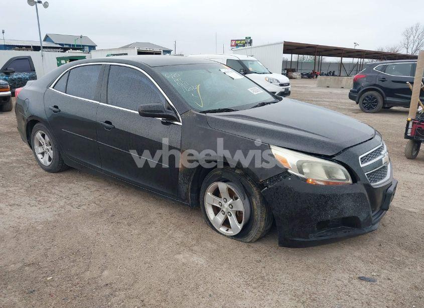 2013 Chevrolet Malibu 1LS (VIN 1G11B5SA4DF223235) main photo