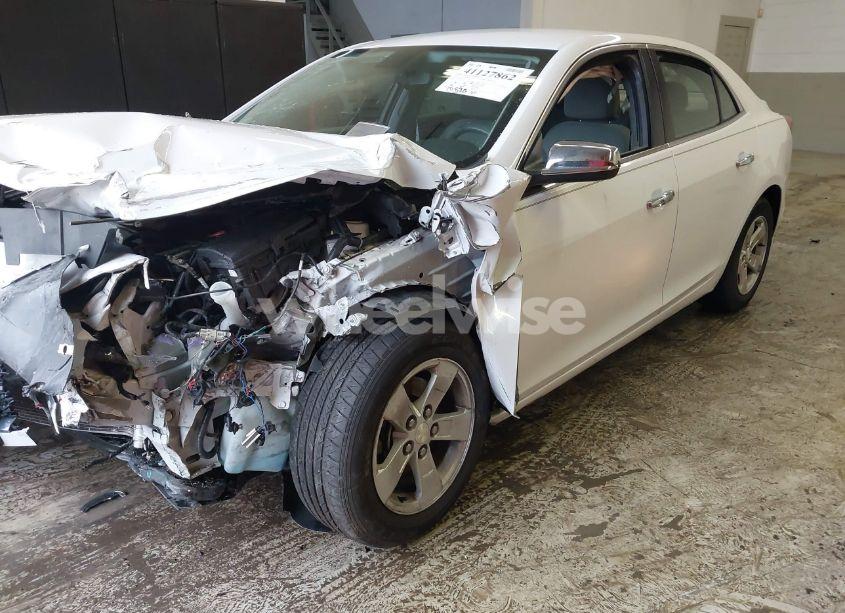 Photo 2 of 2016 Chevrolet Malibu LIMITED LS (VIN 1G11B5SA4GF131742)