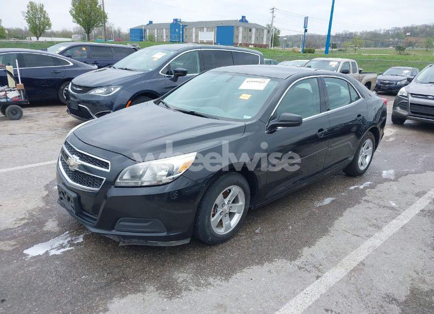 Photo 2 of 2013 Chevrolet Malibu 1LS (VIN 1G11B5SA5DF138601)