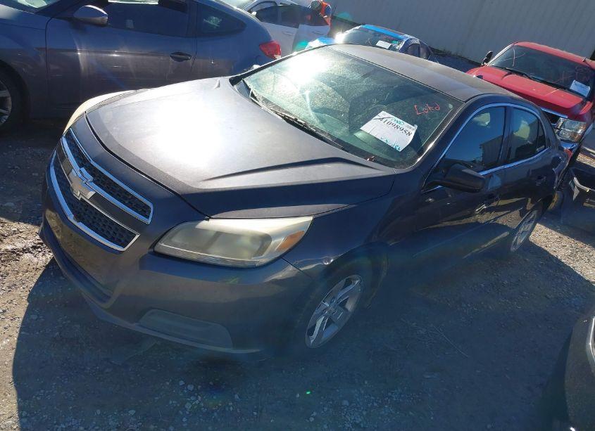 Photo 2 of 2013 Chevrolet Malibu 1LS (VIN 1G11B5SA5DF172649)