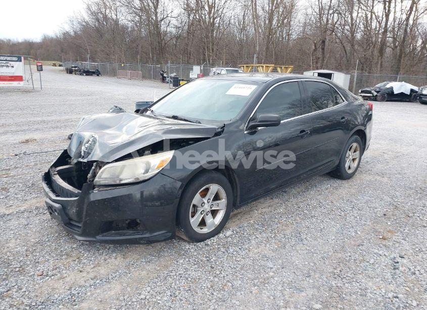 Photo 2 of 2013 Chevrolet Malibu 1LS (VIN 1G11B5SA5DF185627)