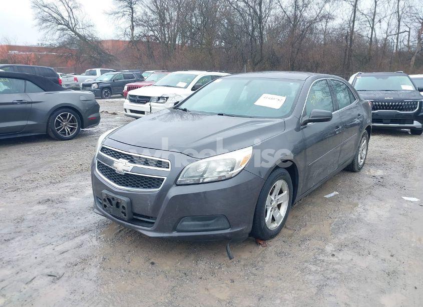 Photo 2 of 2013 Chevrolet Malibu 1LS (VIN 1G11B5SA5DF220165)