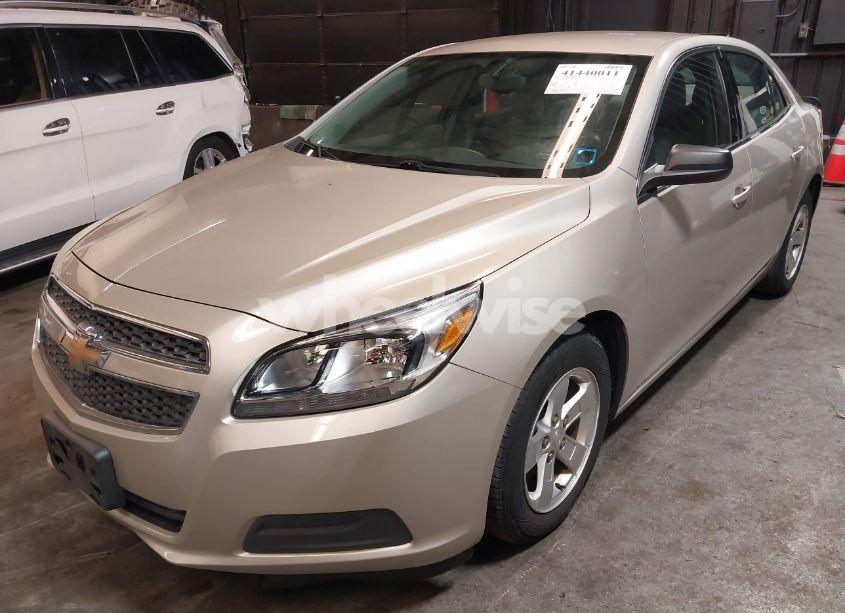 Photo 2 of 2013 Chevrolet Malibu 1LS (VIN 1G11B5SA5DF253750)