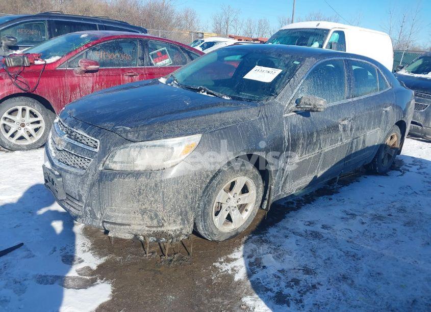 Photo 2 of 2013 Chevrolet Malibu 1LS (VIN 1G11B5SA5DF299725)