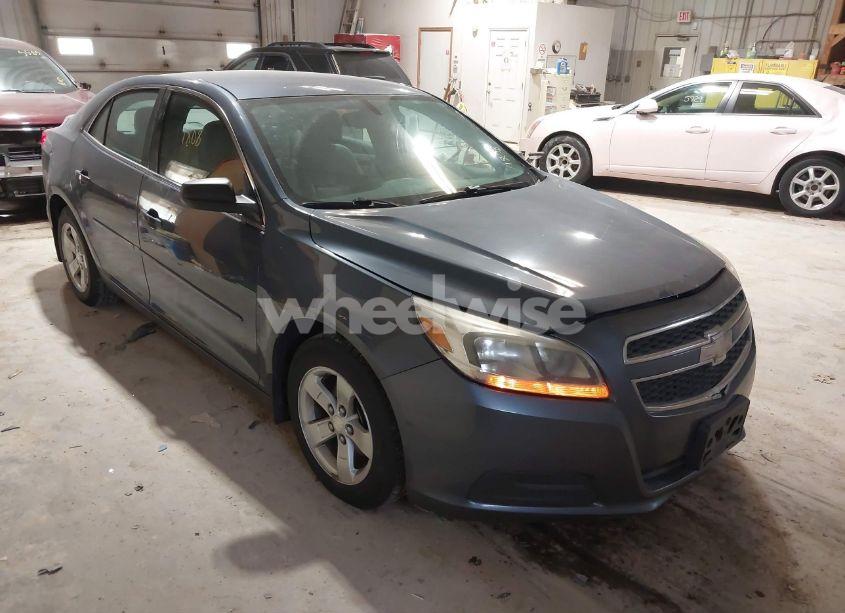 2013 Chevrolet Malibu 1LS (VIN 1G11B5SA5DF329693) main photo