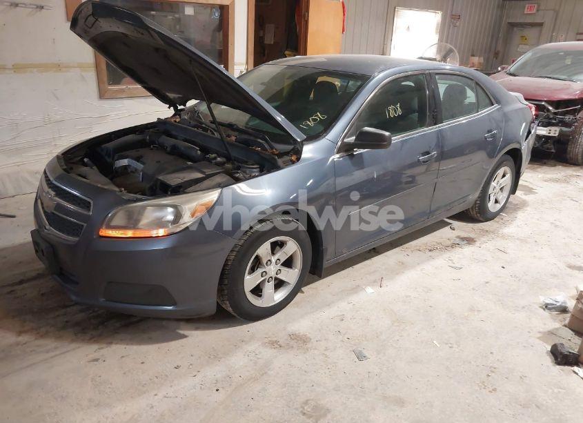 Photo 2 of 2013 Chevrolet Malibu 1LS (VIN 1G11B5SA5DF329693)