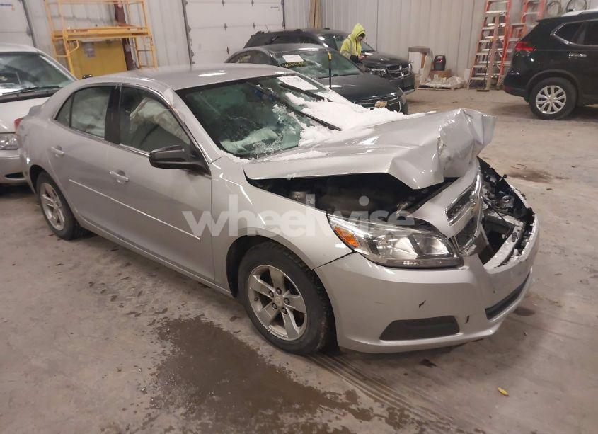 2013 Chevrolet Malibu 1LS (VIN 1G11B5SA5DF335980) main photo