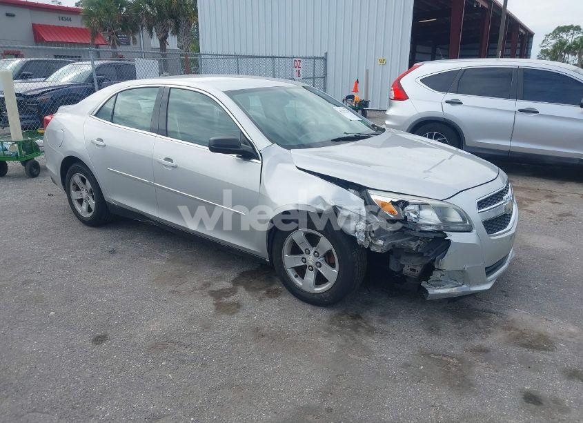 2013 Chevrolet Malibu 1LS (VIN 1G11B5SA6DF128269) main photo