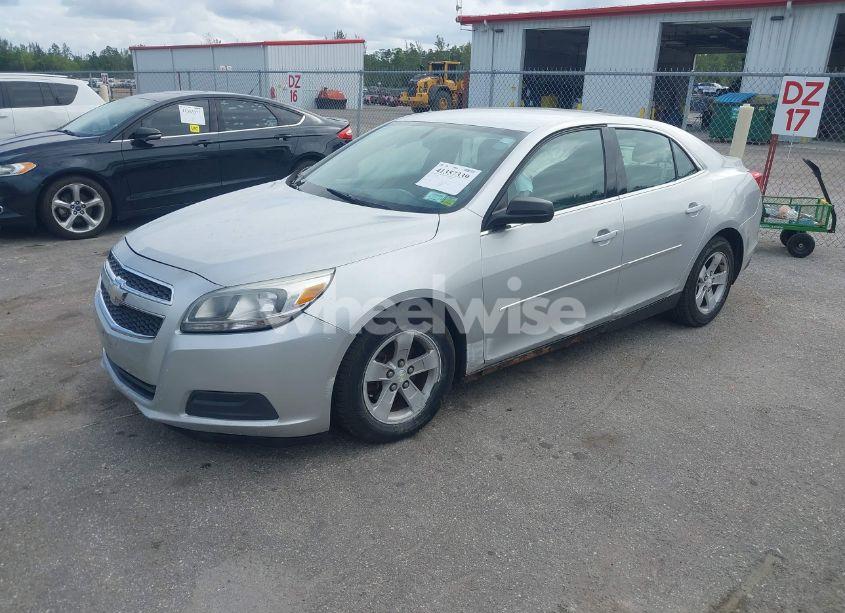Photo 2 of 2013 Chevrolet Malibu 1LS (VIN 1G11B5SA6DF128269)