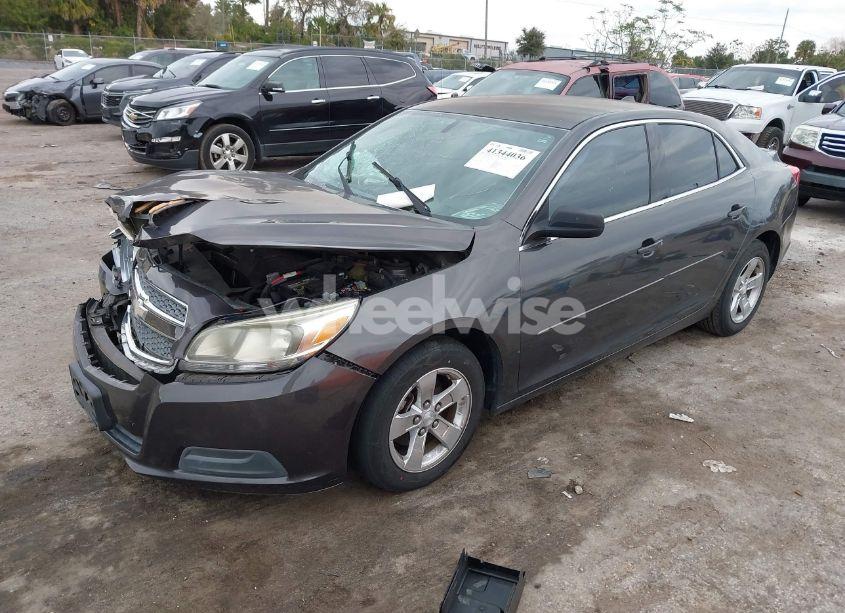 Photo 2 of 2013 Chevrolet Malibu 1LS (VIN 1G11B5SA6DF257712)