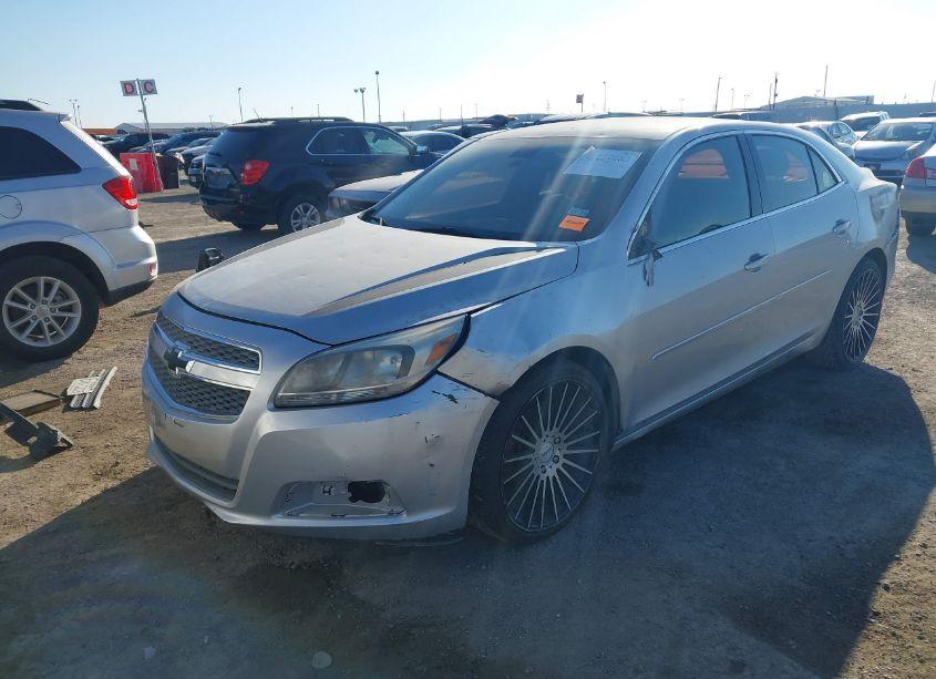 Photo 2 of 2013 Chevrolet Malibu 1LS (VIN 1G11B5SA6DF261808)