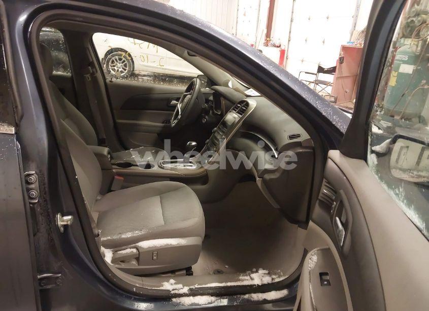 Photo 5 of 2013 Chevrolet Malibu LS (VIN 1G11B5SA6DF282948)
