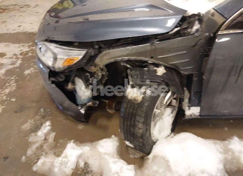 Photo 6 of 2013 Chevrolet Malibu LS (VIN 1G11B5SA6DF282948)